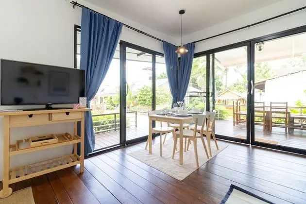Two Bedroom Bungalow with Terrace