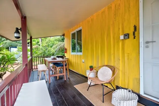Wood Tiny-House with Terrace