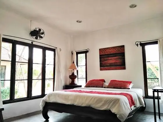 Superior Tek Büyük veya İki Ayrı Yataklı Oda, Bahçe Manzaralı, Bahçeli