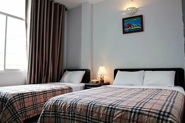 Deluxe Üç Kişilik Oda, Şehir Manzaralı