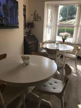 Standard Tek Büyük Yataklı Oda, Banyolu/Duşlu