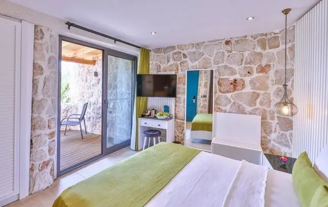 Harnup Oda, Deniz Manzaralı, Teraslı