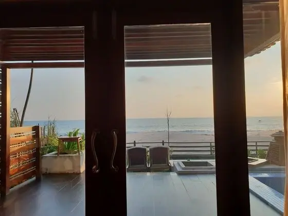 Villa, Plaj Manzaralı, Denize Sıfır
