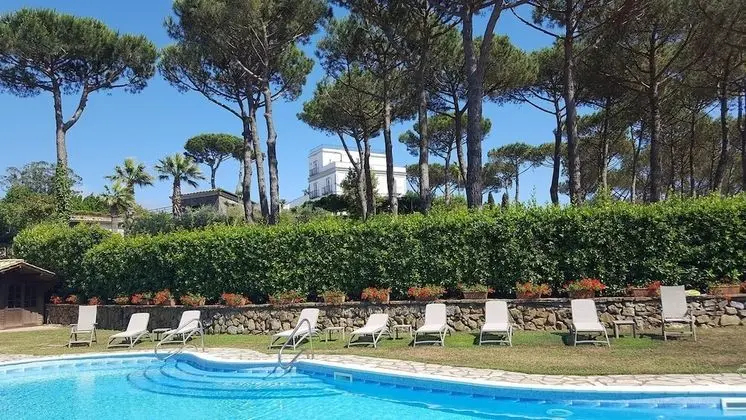 Villa, Sigara İçilebilir