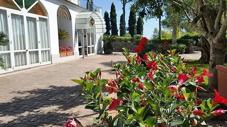 Villa, Sigara İçilebilir
