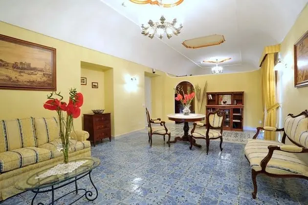 Villa, Sigara İçilebilir