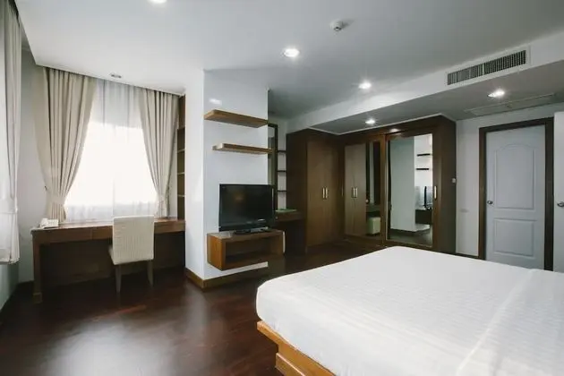2 Bedroom Suite