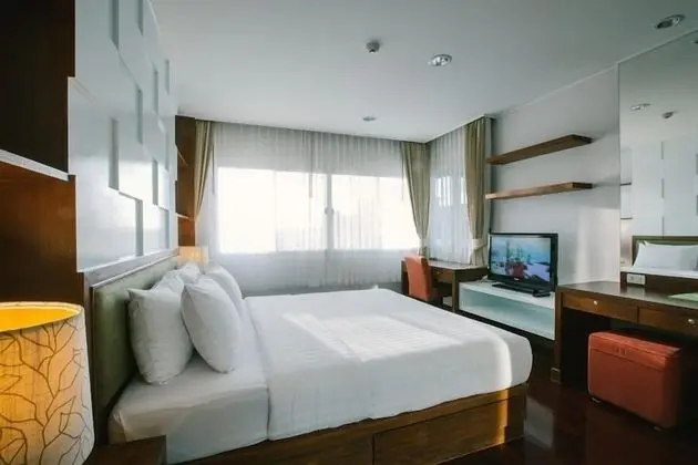 2 Bedroom Suite