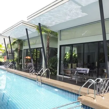 Superior Pool Access