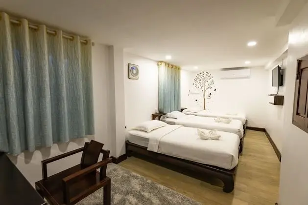 Üç Kişilik Oda