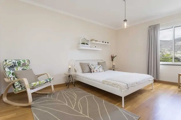 Apart Daire, 3 Yatak Odası, Teras, Havuz Manzaralı