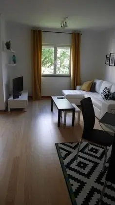Apart Daire, 2 Yatak Odası, Havuz Manzaralı