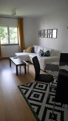 Apart Daire, 2 Yatak Odası, Havuz Manzaralı