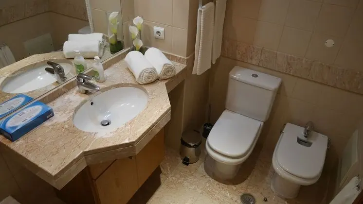 Apart Daire, 2 Yatak Odası, Havuz Manzaralı