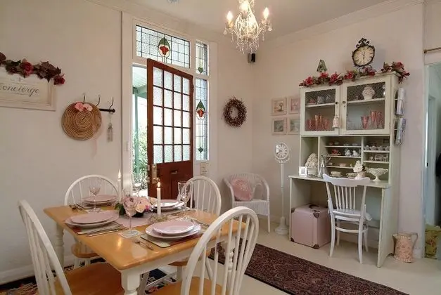 Kır Evi, 2 Yatak Odası, Üzüm Asması Manzaralı