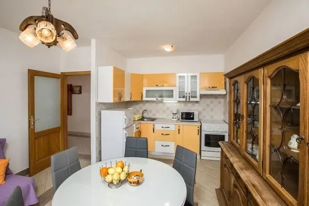 Apart Daire (Jasna - 20m from the sea - A1(4+1))
