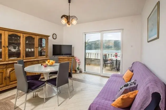 Apart Daire (Jasna - 20m from the sea - A1(4+1))