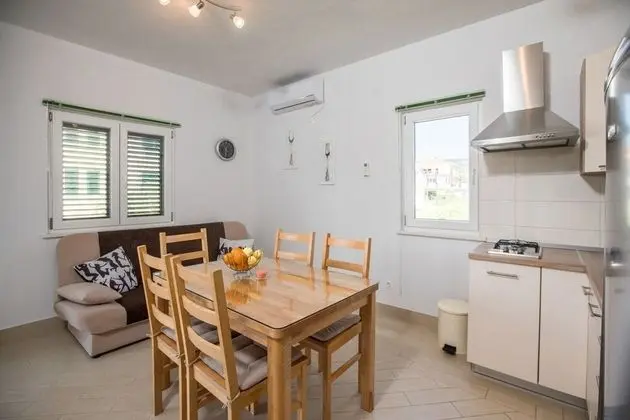 Apart Daire (Jasna - 20m from the sea - A2(4+1))