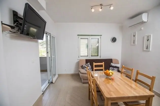 Apart Daire (Jasna - 20m from the sea - A2(4+1))