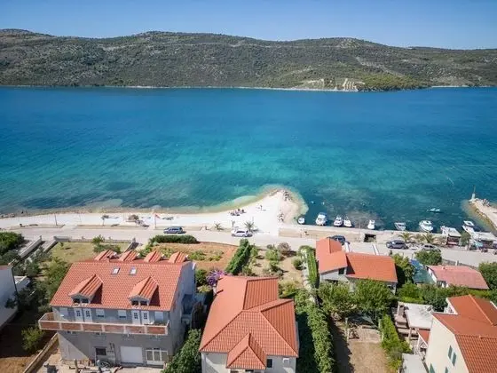 Apart Daire (Jasna - 20m from the sea - A2(4+1))