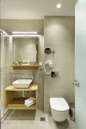 Tek Büyük veya İki Ayrı Yataklı Oda