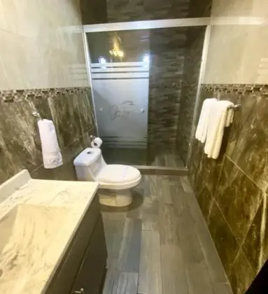 Comfort Tek Büyük Yataklı Oda