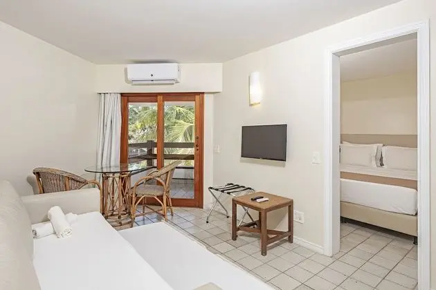 LUXO COM CAMA ADICIONAL