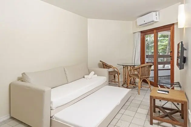 LUXO COM CAMA ADICIONAL