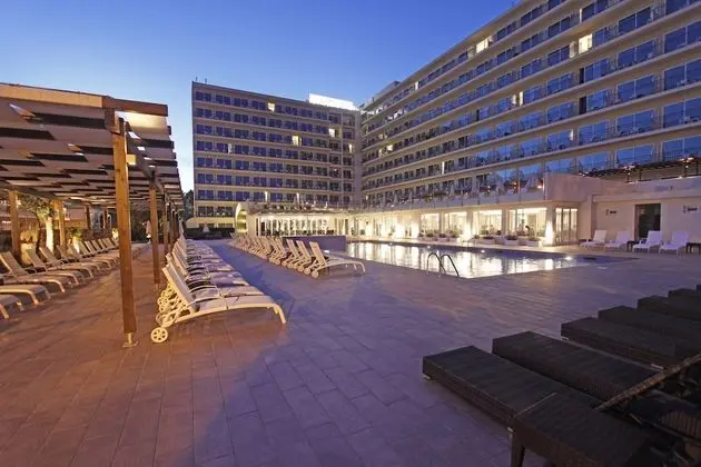 Üç Kişilik Oda (2 Adults + 1 child/niño)