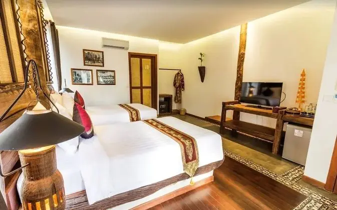Premier Deluxe Twin Room with Balcony