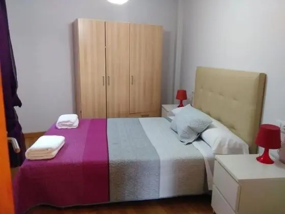 Tek Büyük Yataklı Oda, Ortak Banyo