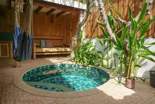 Banyu - Private Villa with round pool