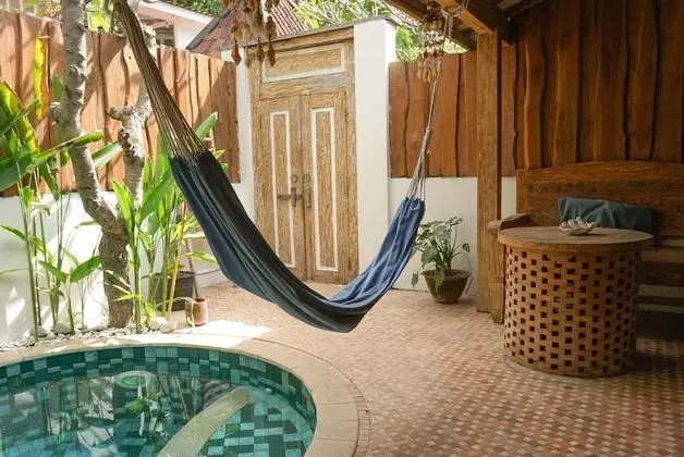Banyu - Private Villa with round pool