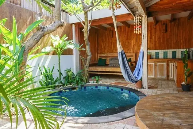 Lare - Private Villa with round pool