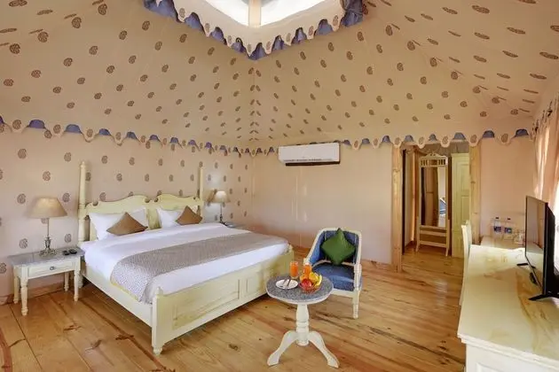 Luxury Tek Büyük Yataklı Oda