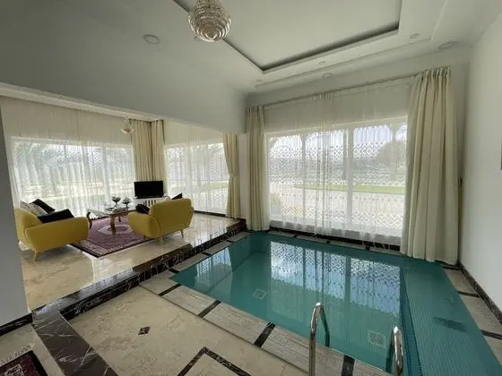Signature Villa