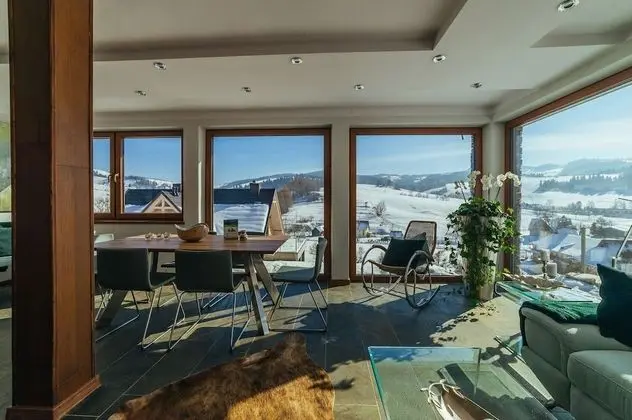 Deluxe Villa (Jaworki Green Dream)