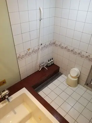 Tek Büyük Yataklı Oda, Sigara İçilebilir