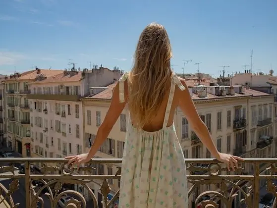Apart Daire, Balkon