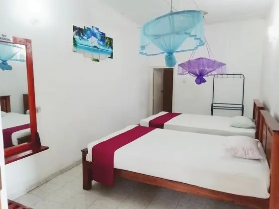 Basic Tek Büyük Yataklı Oda