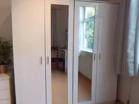 Standard Tek Büyük Yataklı Oda, Ortak Banyo (Room 103)