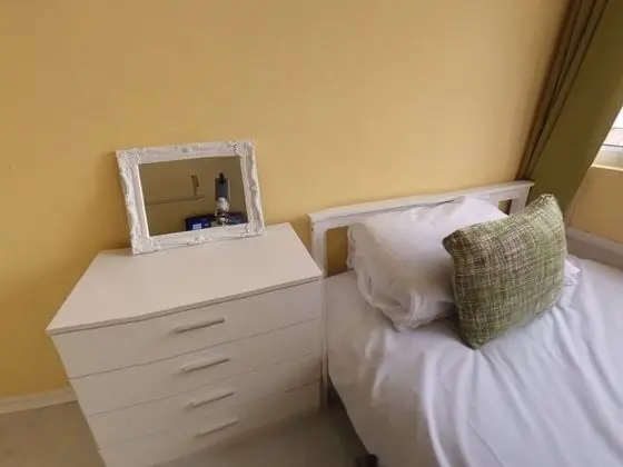Standard Tek Kişilik Oda, Ortak Banyo (Room 106)