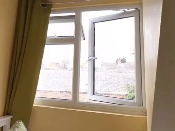 Standard Tek Kişilik Oda, Ortak Banyo (Room 106)