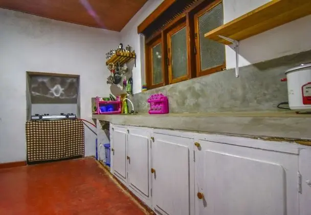 6-Bed Mixed Dormitory