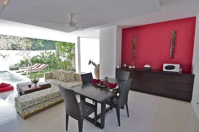 Luxury Tek Büyük Yataklı Oda, Kişiye Özel Havuzlu (Suite Pool Villa)