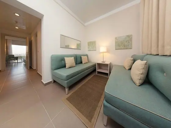 Superior Twin Room, Garden View