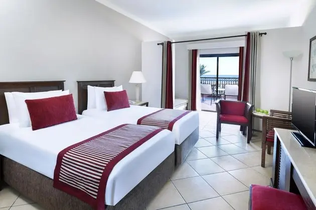 Superior Oda, Bahçe Manzaralı (Deluxe, Queen or Twin Beds)