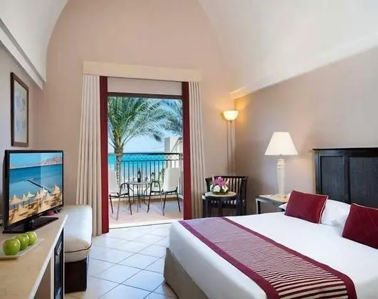 Superior Oda, Deniz Manzaralı (Queen or Twin Beds)