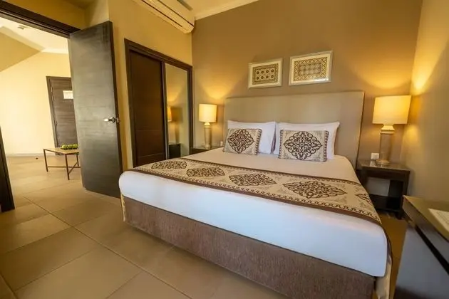 Deluxe Oda, Bahçe Manzaralı (Family, Queen or Twin Beds)