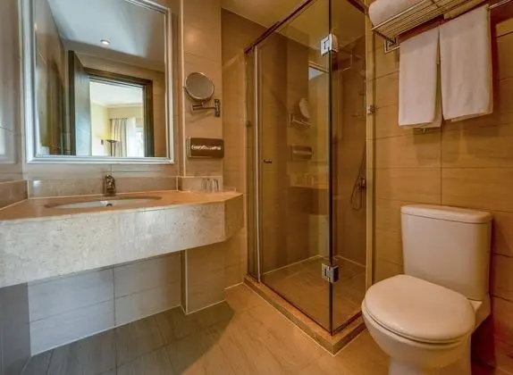 Deluxe Oda, Bahçe Manzaralı (Family, Queen or Twin Beds)